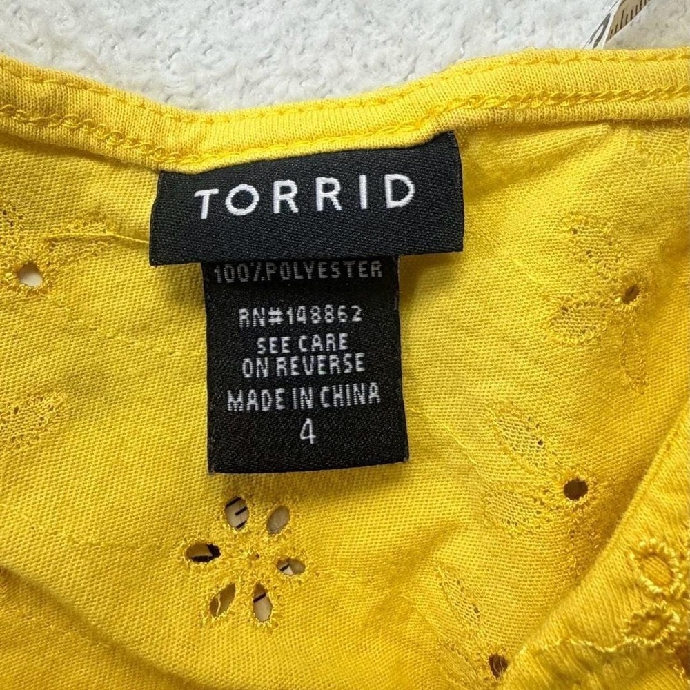 Torrid Yellow Eyelet Embroidered Cami Tank Top Size 4 - Picture 3 of 4